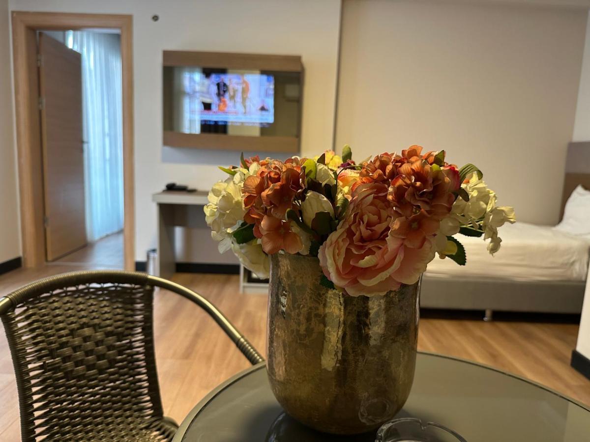 Niconya Port Suite&Hotel Истанбул Екстериор снимка